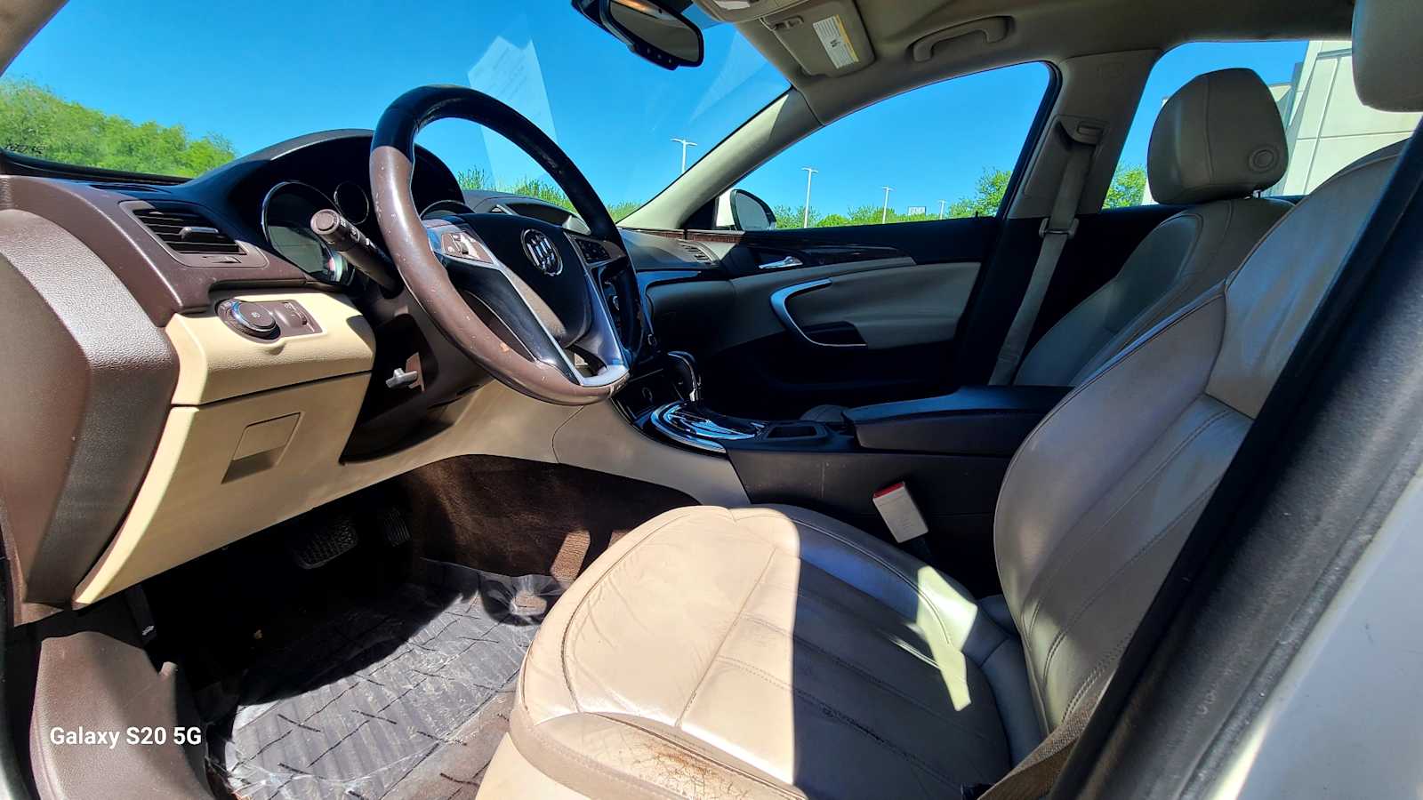 Thumbnail: 2012 Buick Regal - 8