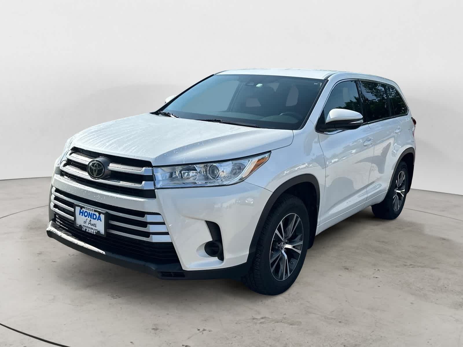 2017 Toyota Highlander LE -
                  Ames, IA