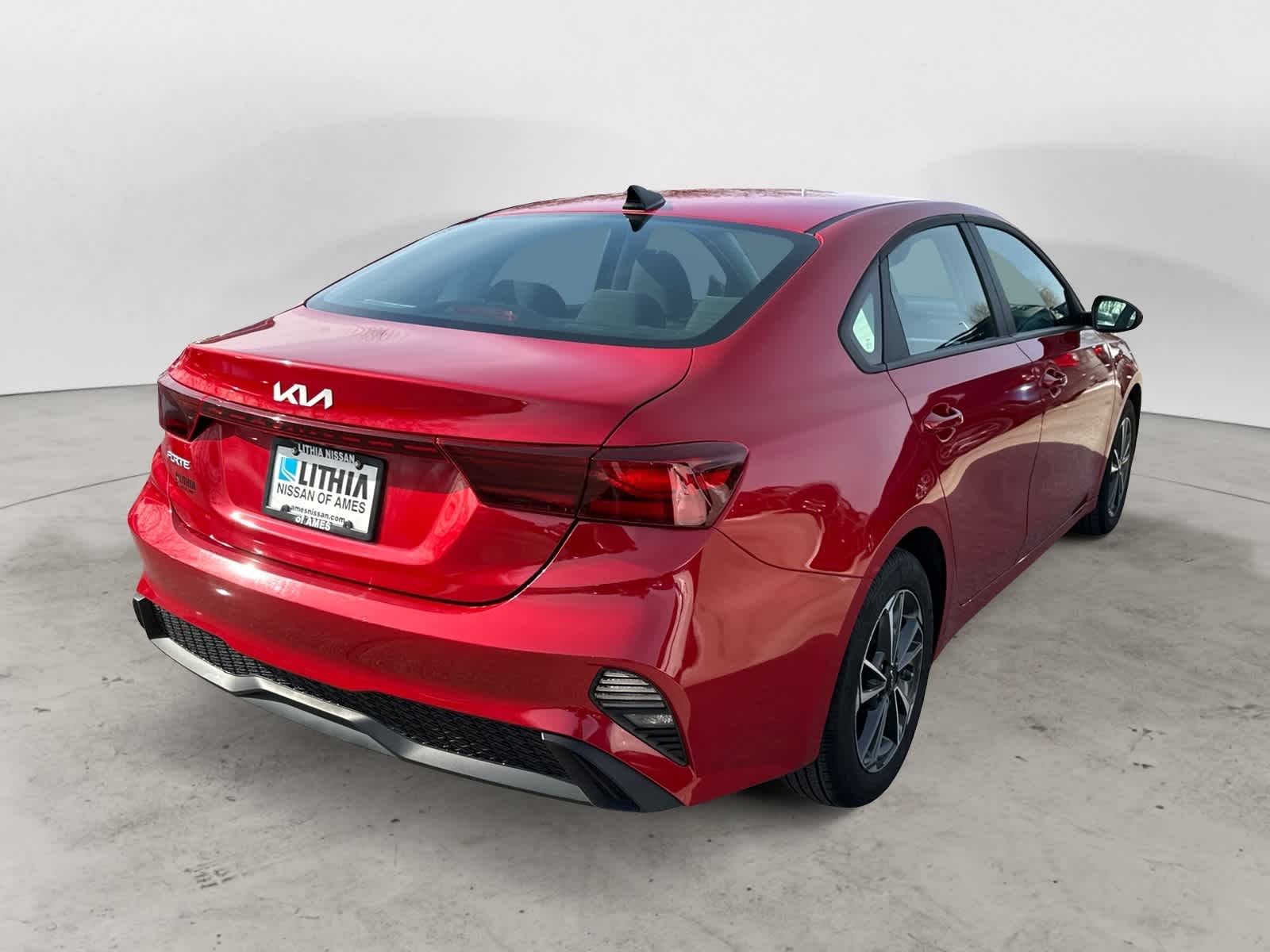 Thumbnail: 2024 Kia Forte - 3