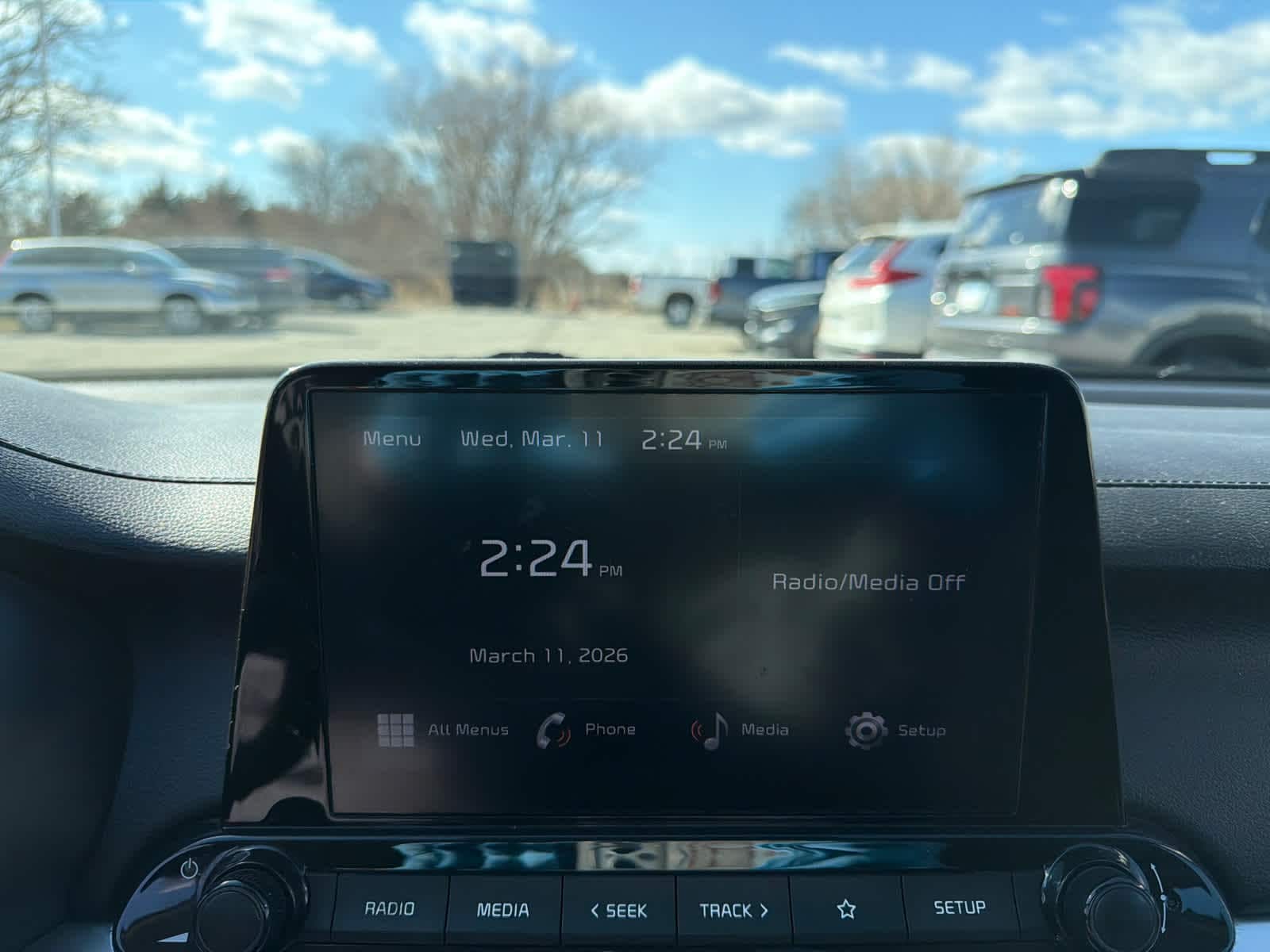 Thumbnail: 2022 Kia Forte - 22