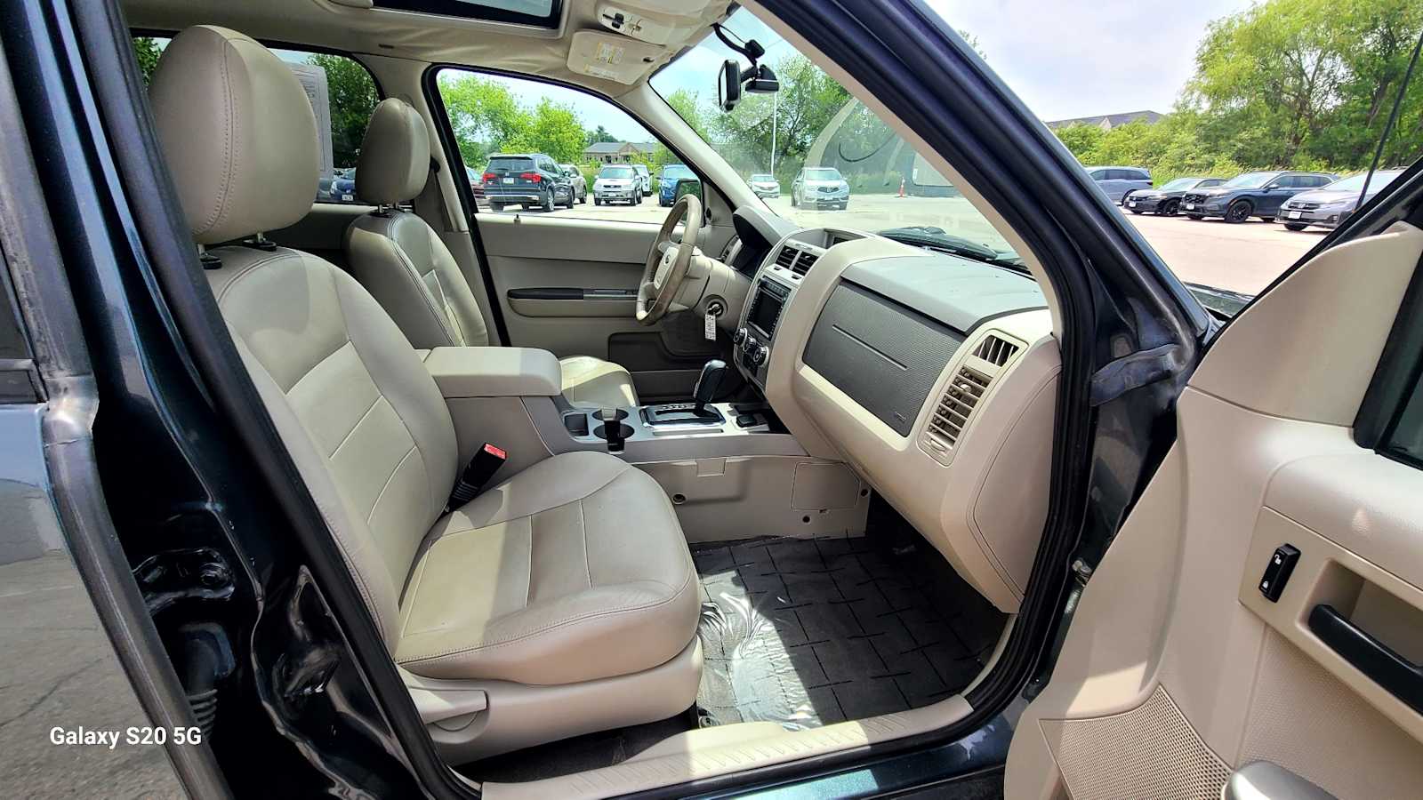 Thumbnail: 2008 Ford Escape - 14