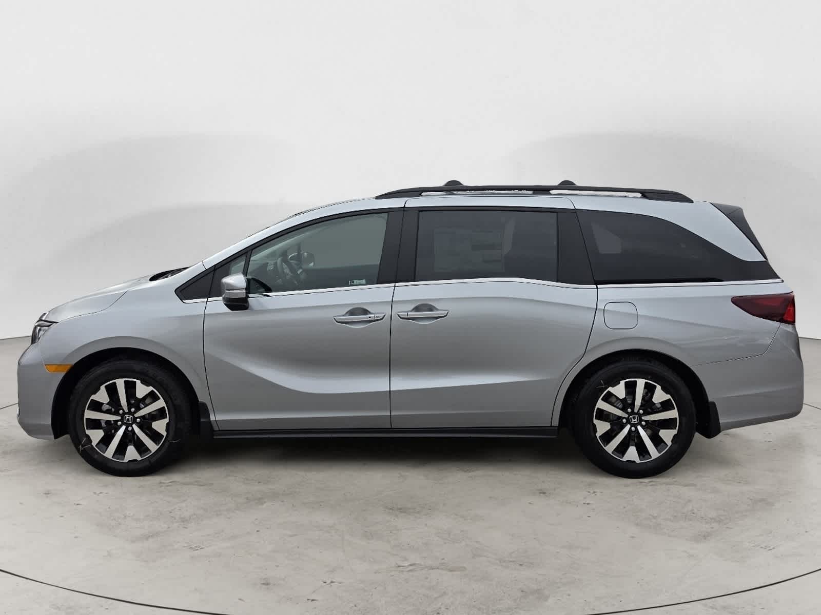 Thumbnail: 2026 Honda Odyssey - 4