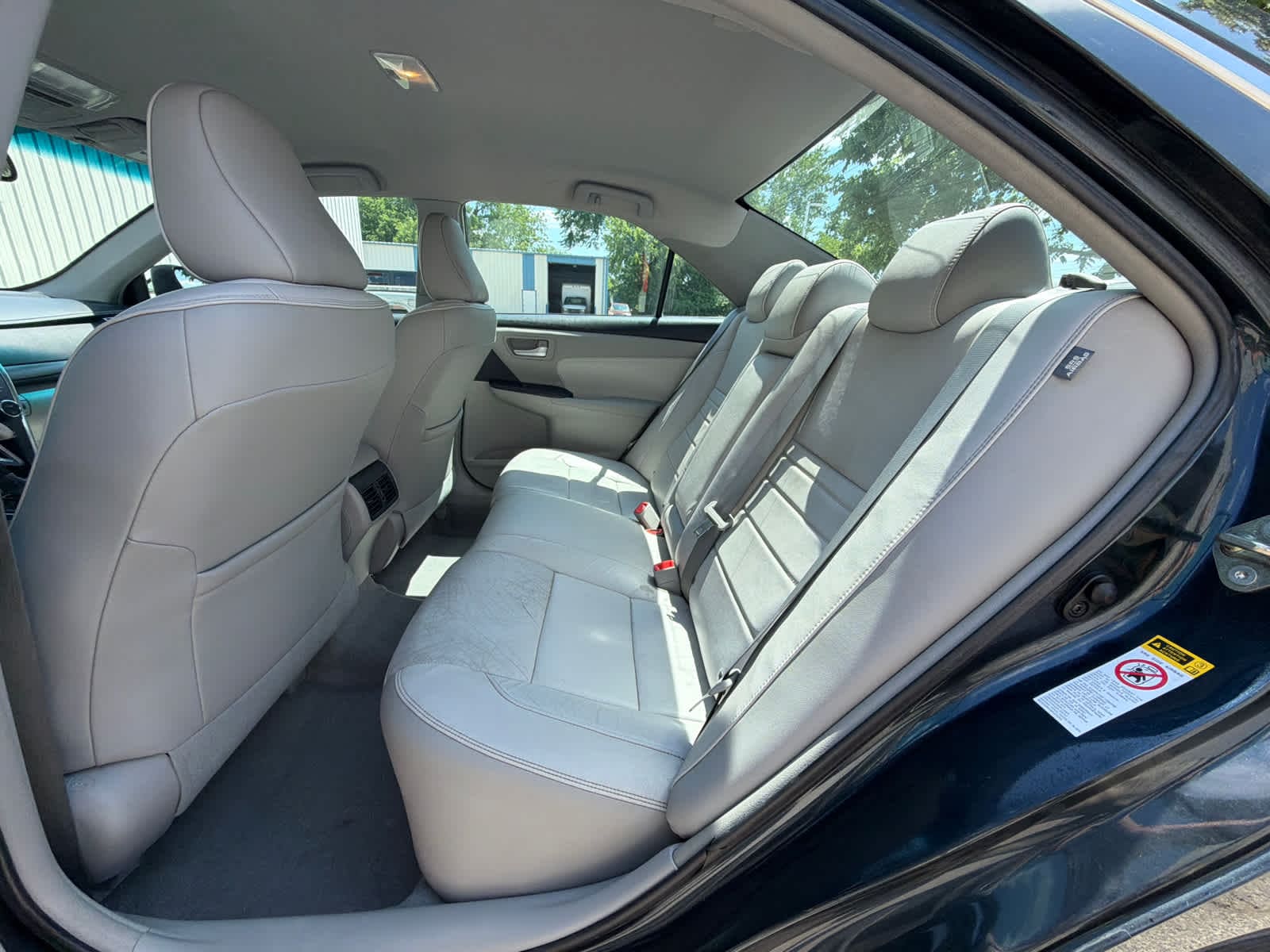 2017 Toyota Camry XLE - Photo 14
