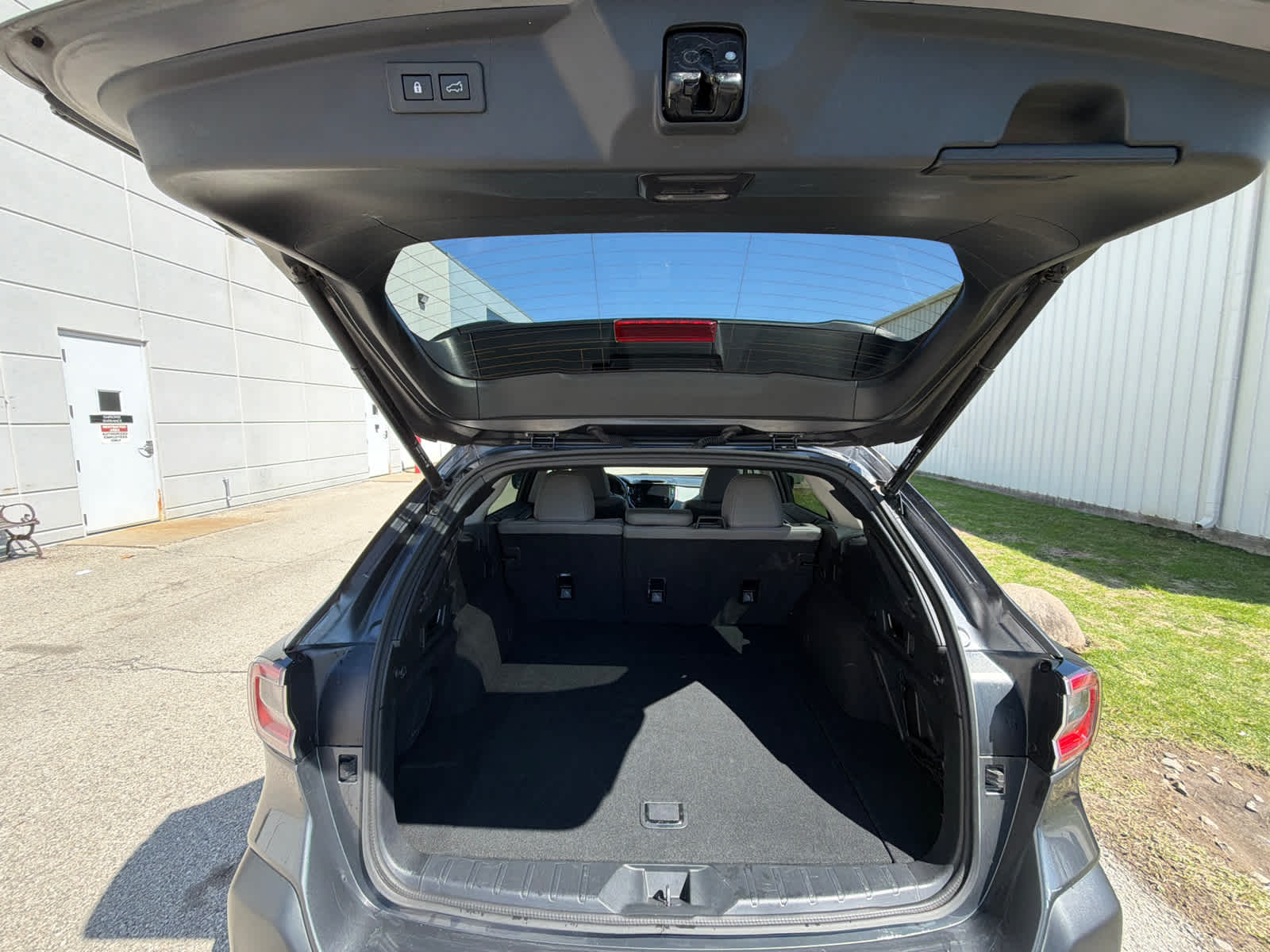 Thumbnail: 2023 Subaru Outback - 11