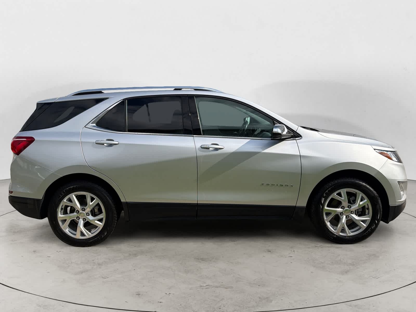 Thumbnail: 2020 Chevrolet Equinox - 5