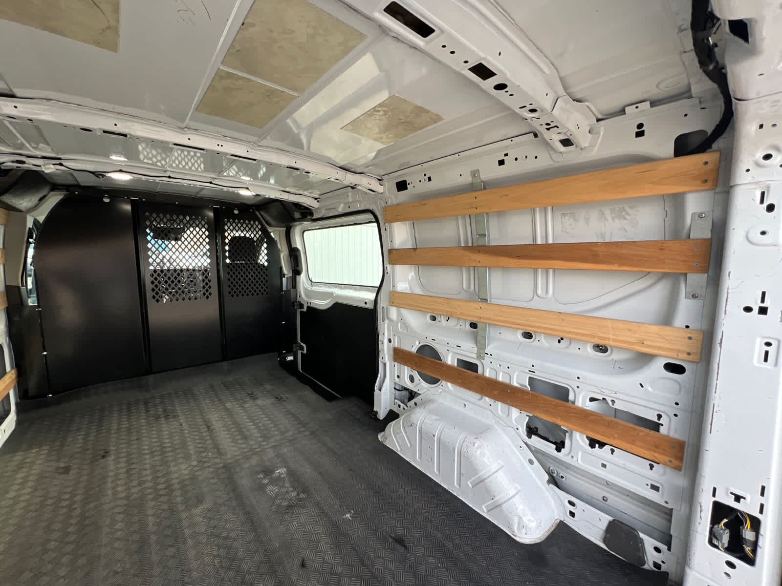 Thumbnail: 2023 Ford Transit Series - 15