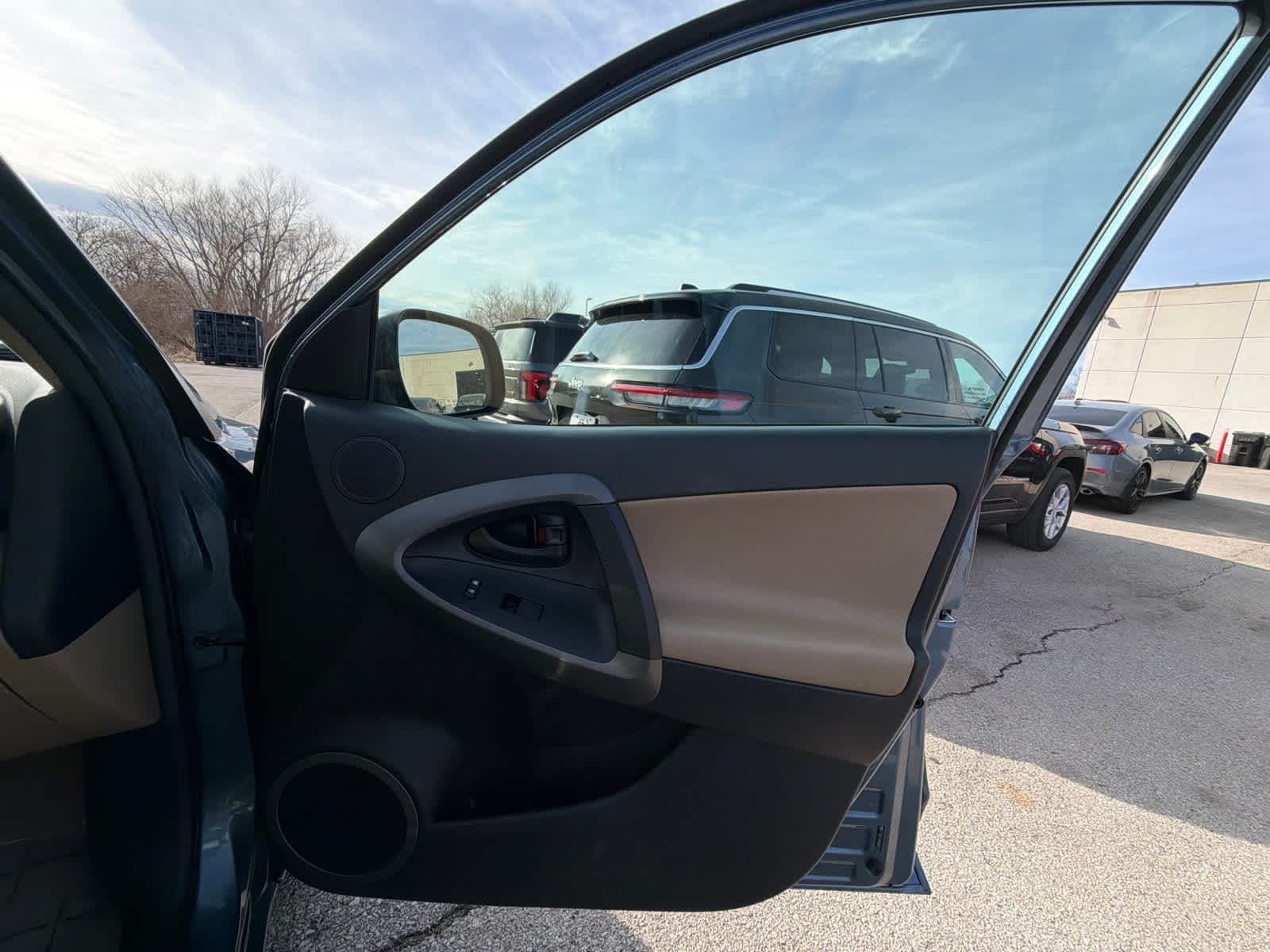 Thumbnail: 2009 Toyota RAV4 - 7