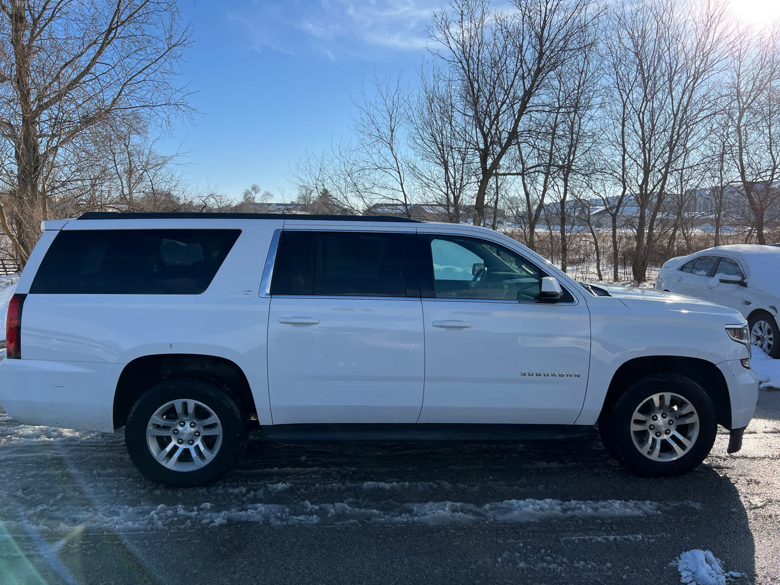 Thumbnail: 2016 Chevrolet Suburban - 5