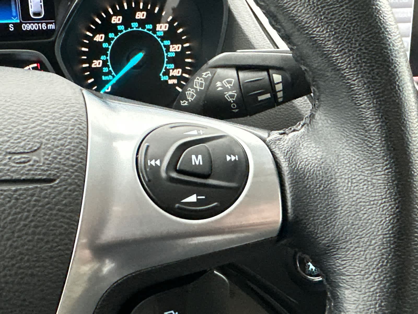 Thumbnail: 2014 Ford Escape - 22
