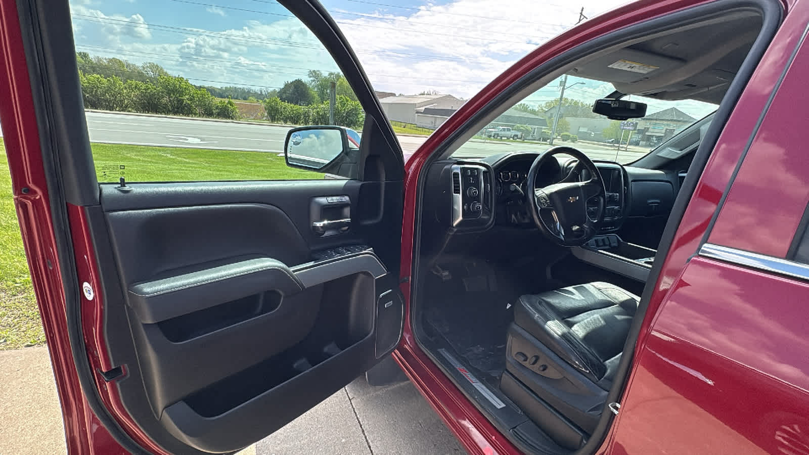Thumbnail: 2018 Chevrolet Silverado 1500 - 18