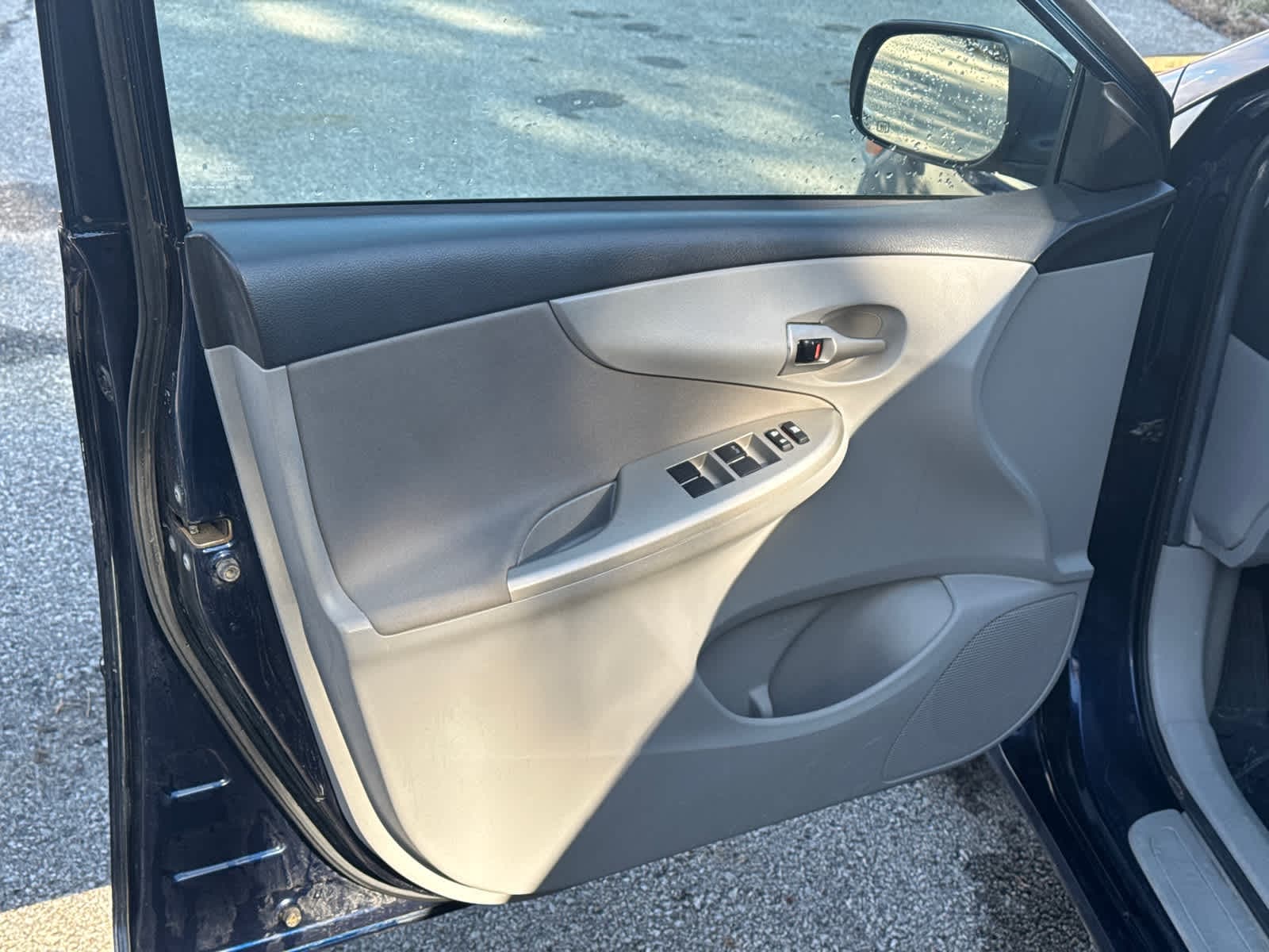 Thumbnail: 2012 Toyota Corolla - 14