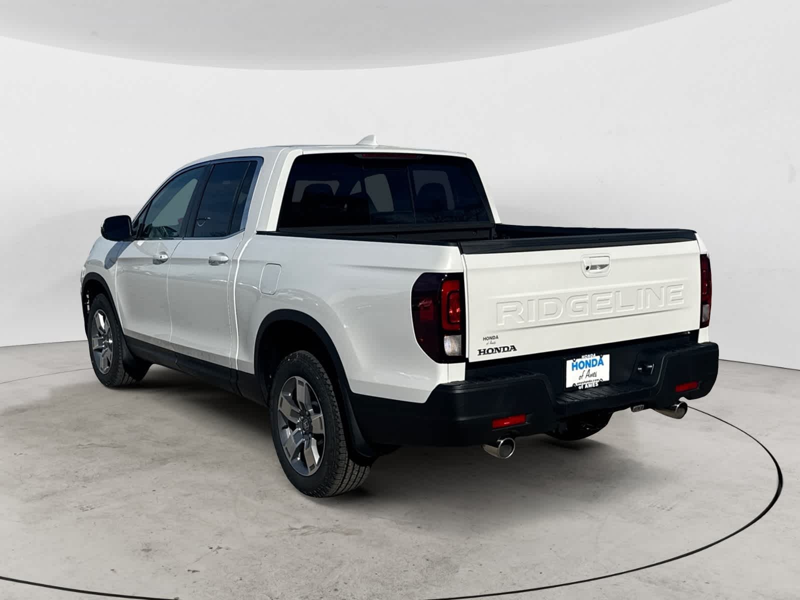 Thumbnail: 2026 Honda Ridgeline - 3