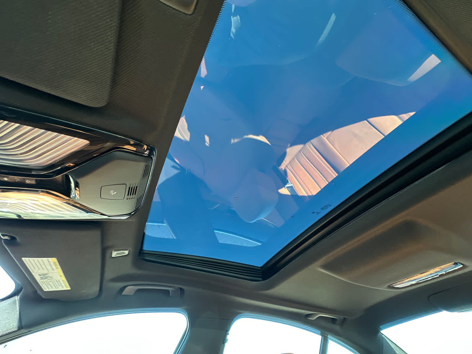 Thumbnail: 2018 BMW 5 Series - 32