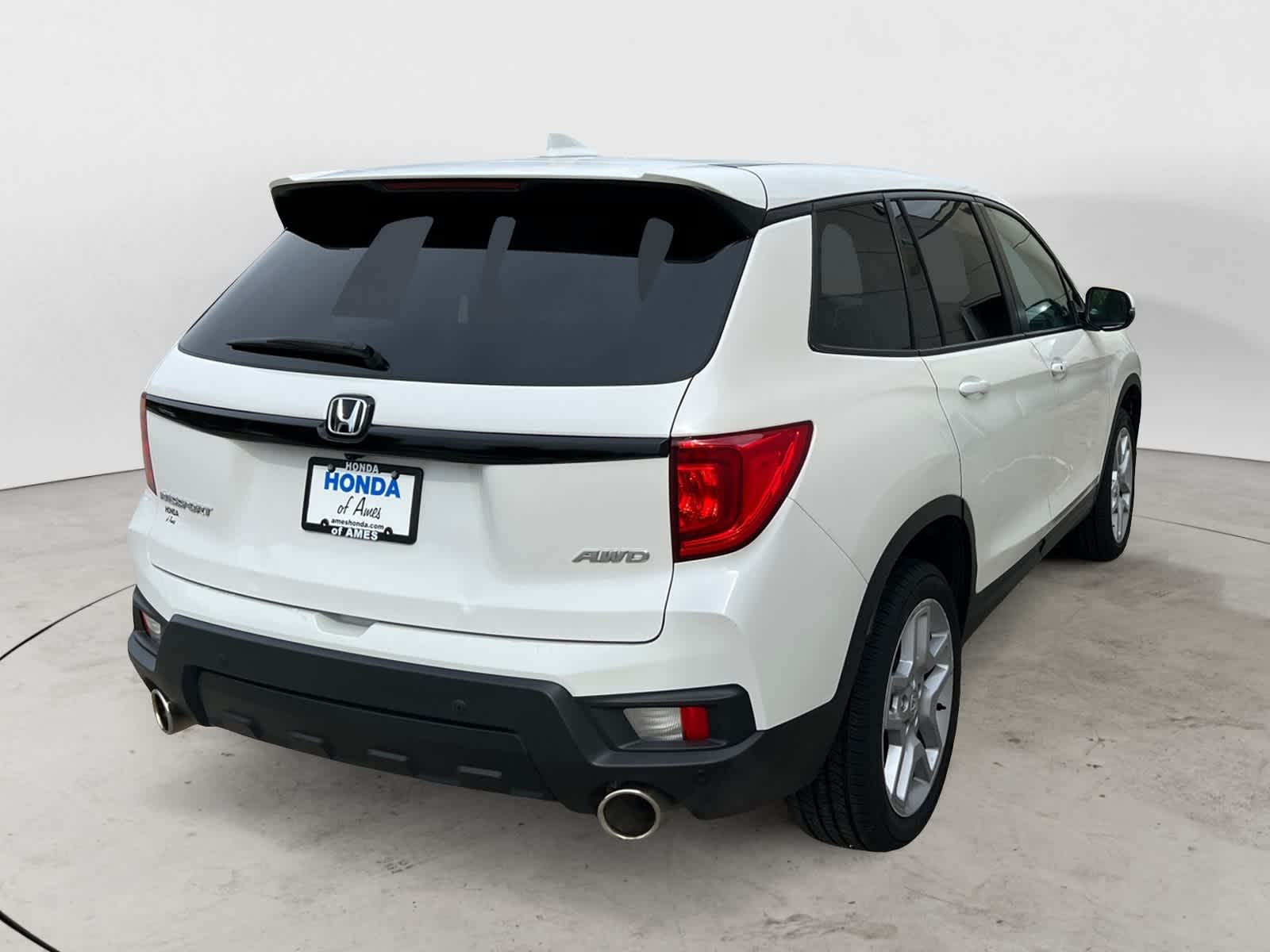 2024 Honda Passport EX-L photo 3