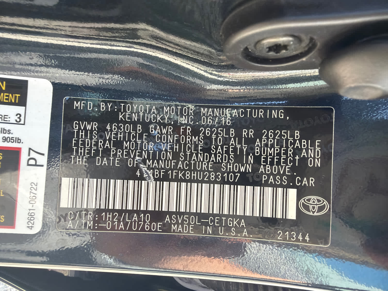 2017 Toyota Camry XLE - Photo 17
