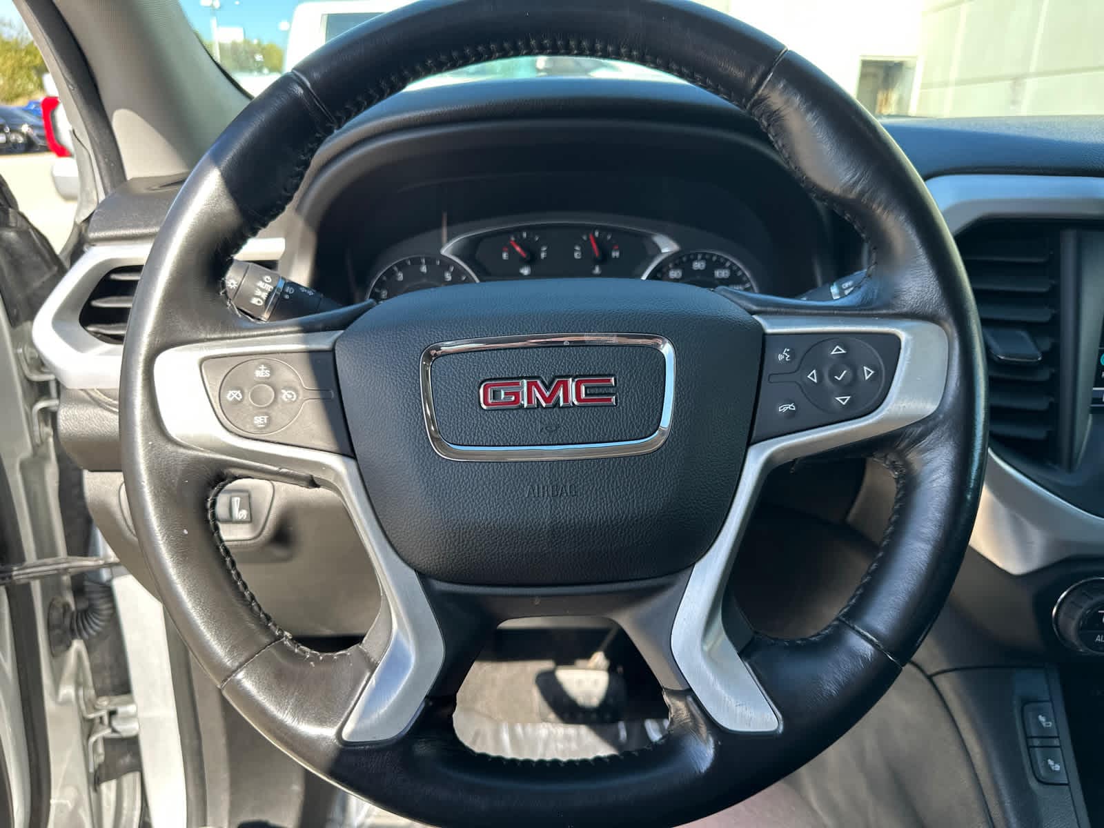 Thumbnail: 2017 GMC Acadia - 27