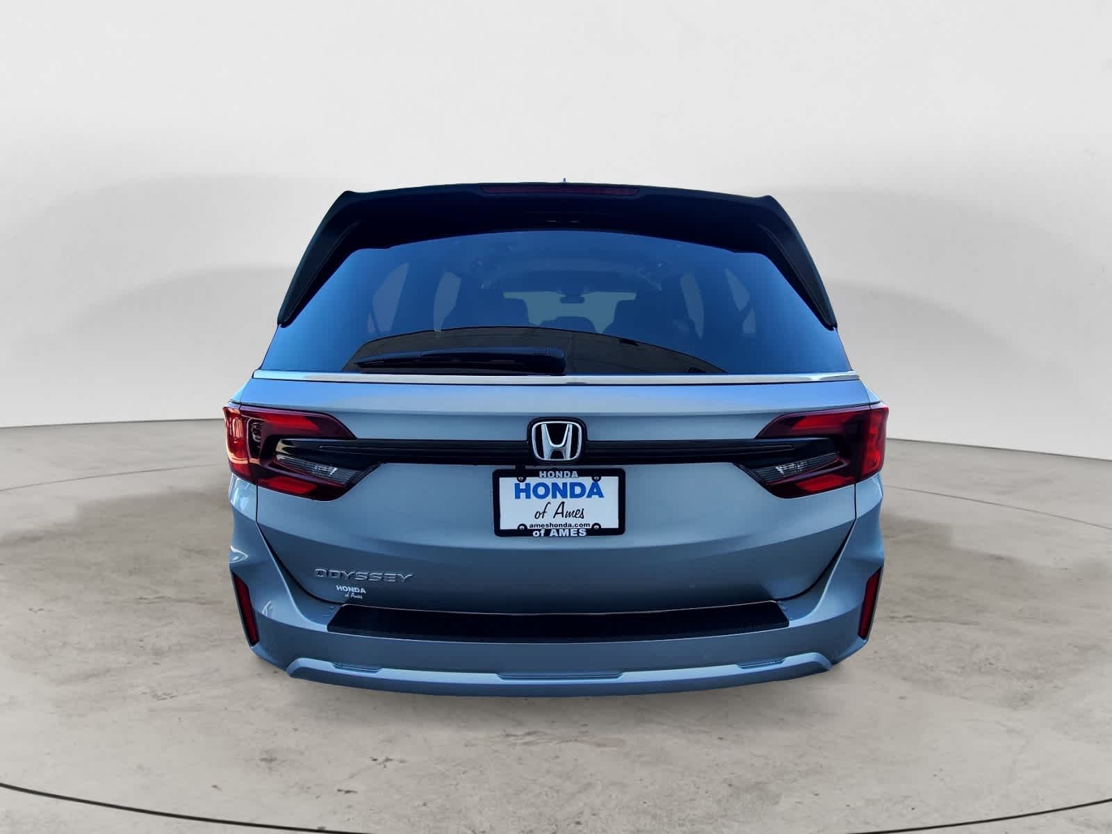 Thumbnail: 2026 Honda Odyssey - 4