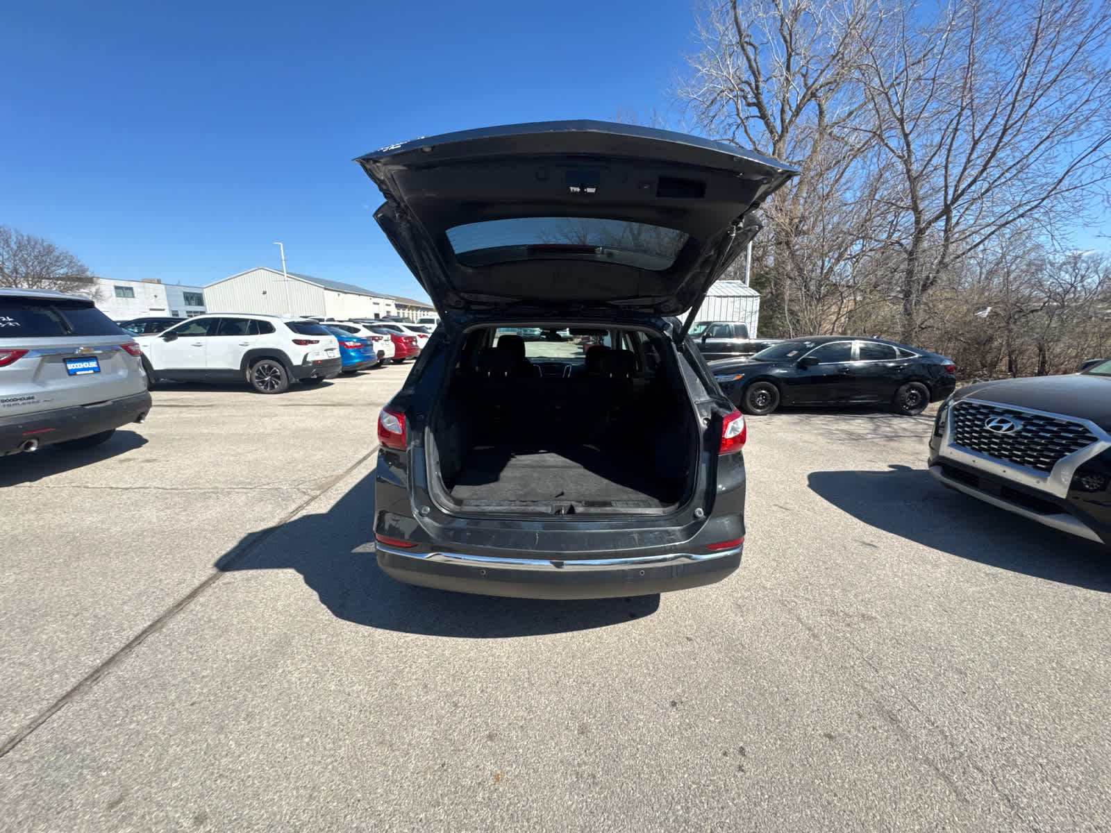 Thumbnail: 2018 Chevrolet Equinox - 12