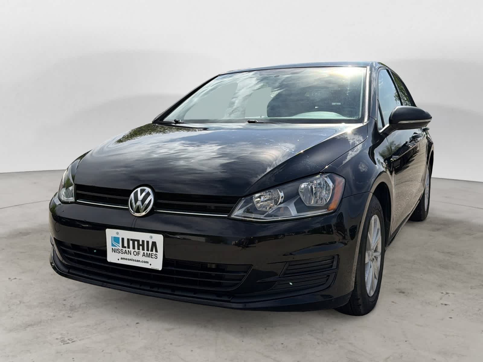 2016 Volkswagen Golf S -
                  Ames, IA
