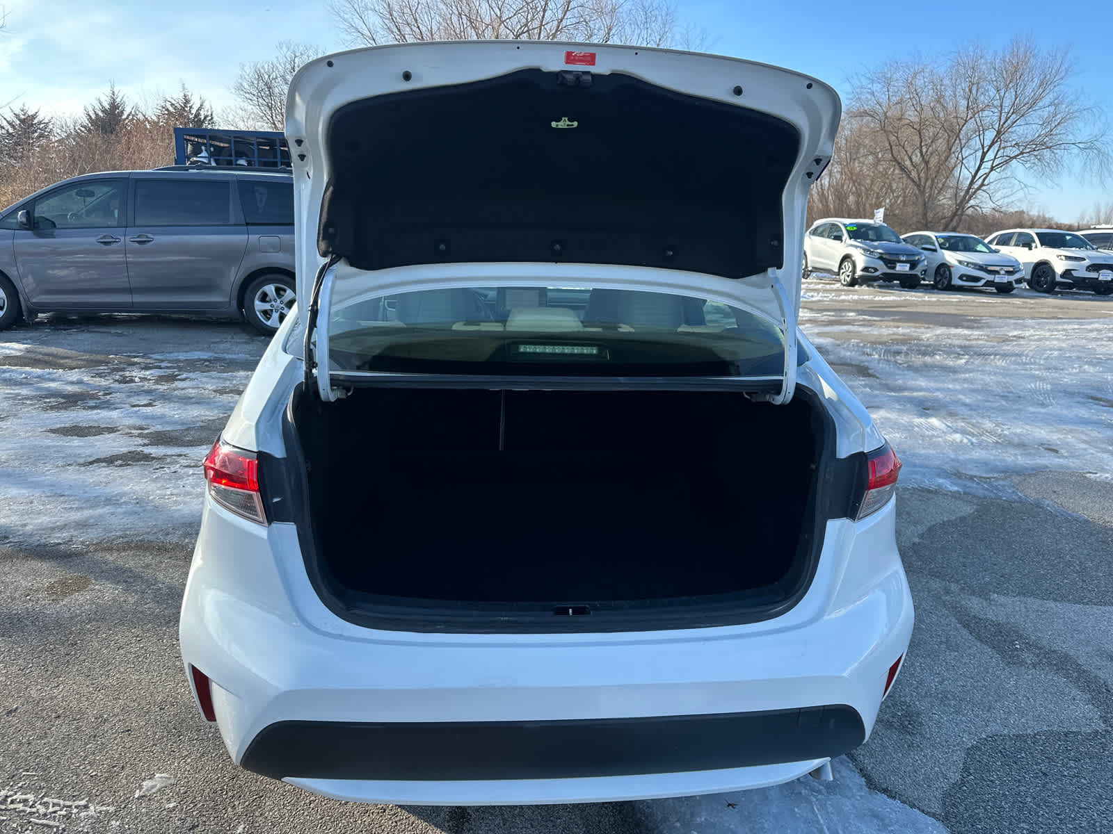 Thumbnail: 2022 Toyota Corolla - 9