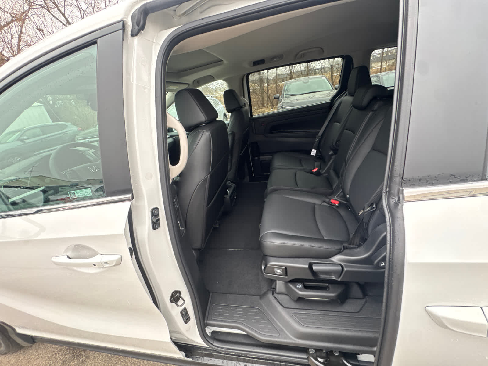 Thumbnail: 2026 Honda Odyssey - 11