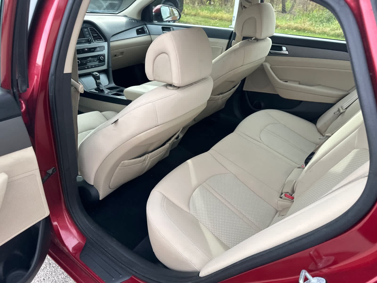 Thumbnail: 2015 Hyundai Sonata - 12