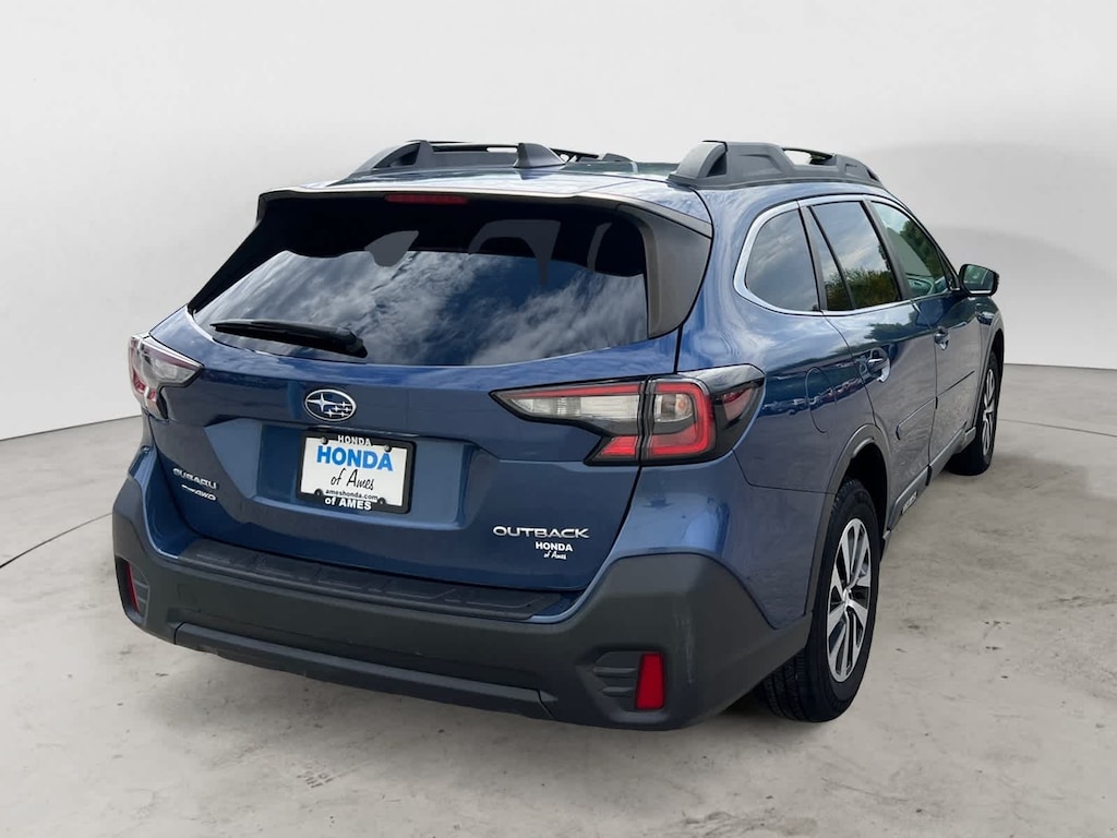 Used 2021 Subaru Outback Premium SUV