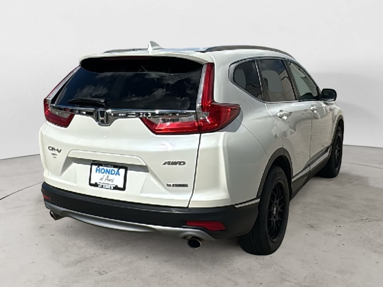 2017 Honda CR-V Touring photo 4