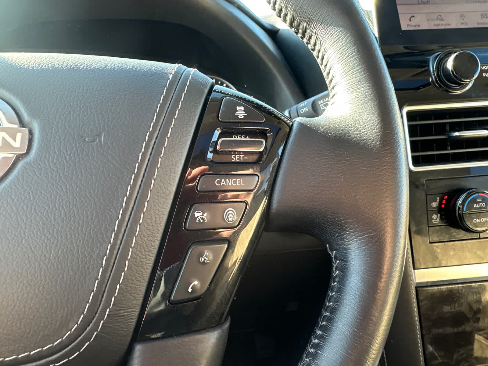 Thumbnail: 2021 Nissan Armada - 24