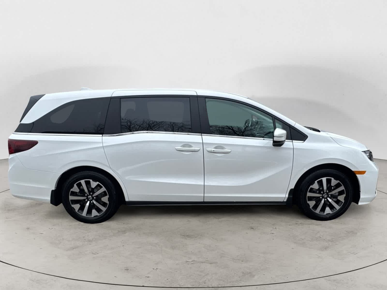 Thumbnail: 2026 Honda Odyssey - 5