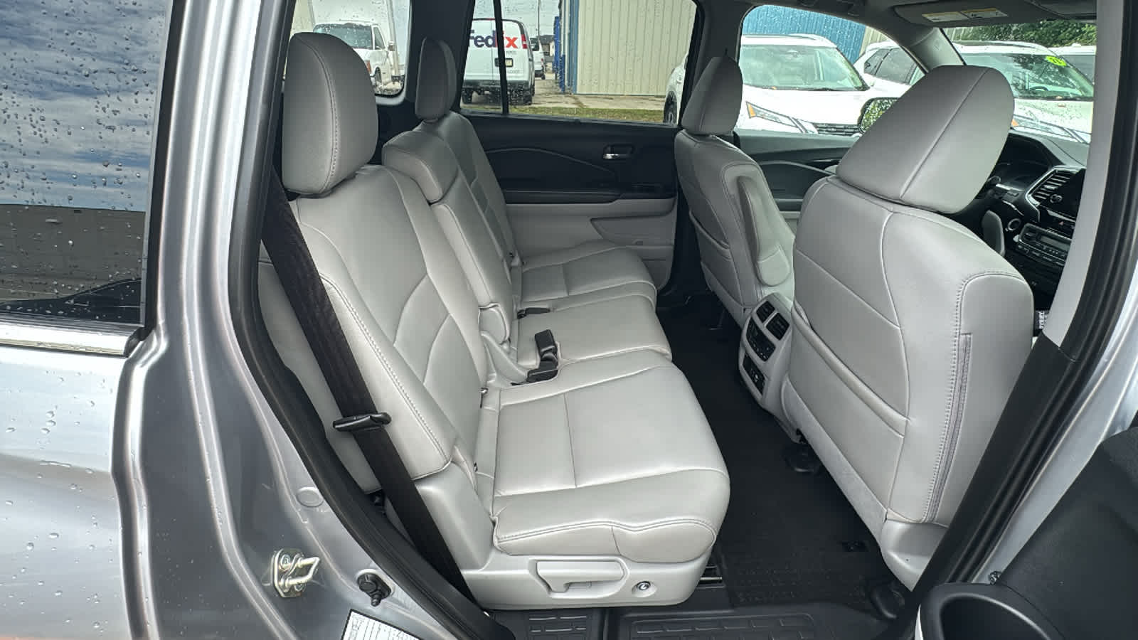 Thumbnail: 2019 Honda Pilot - 10