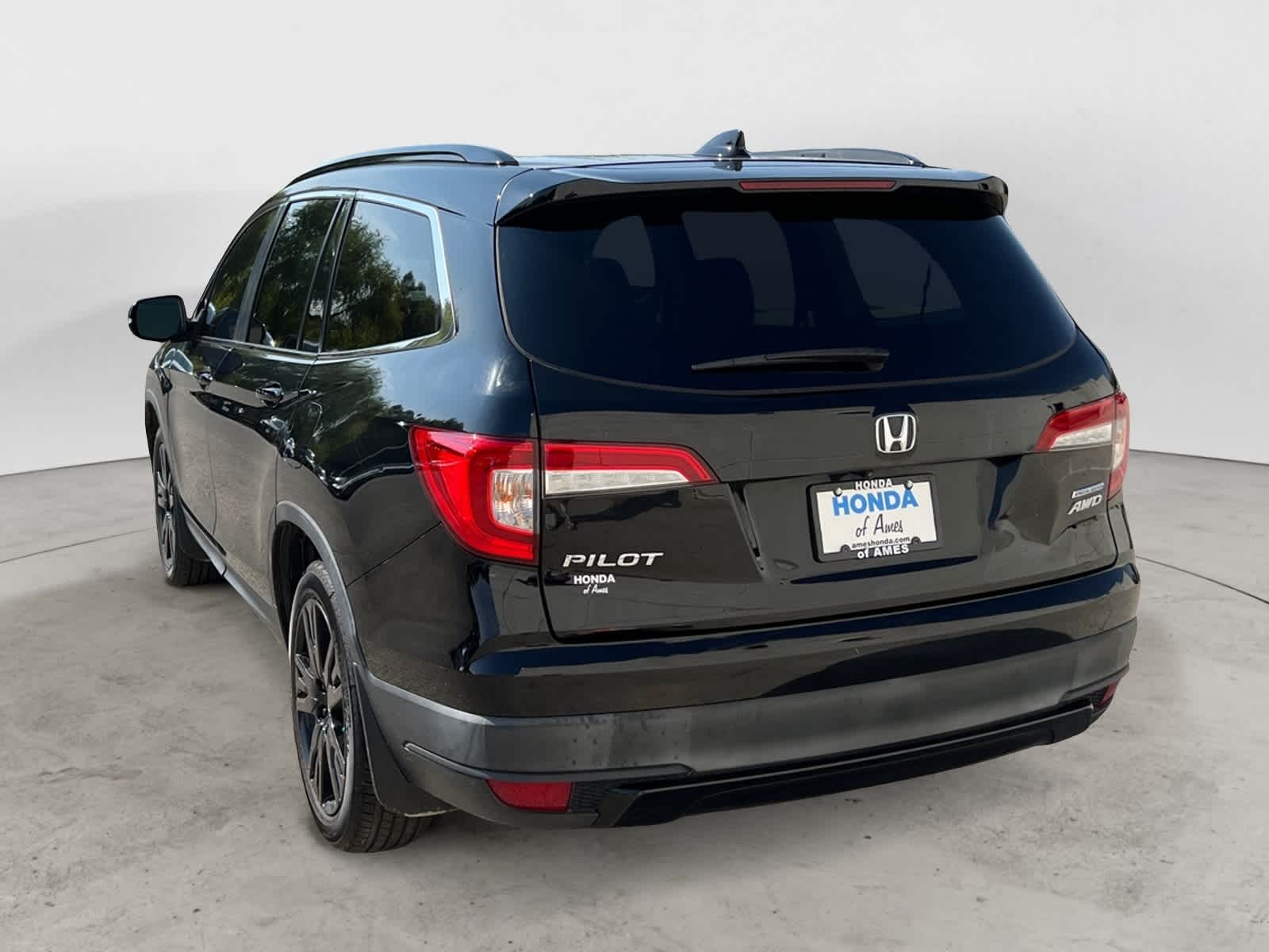 Thumbnail: 2021 Honda Pilot - 2