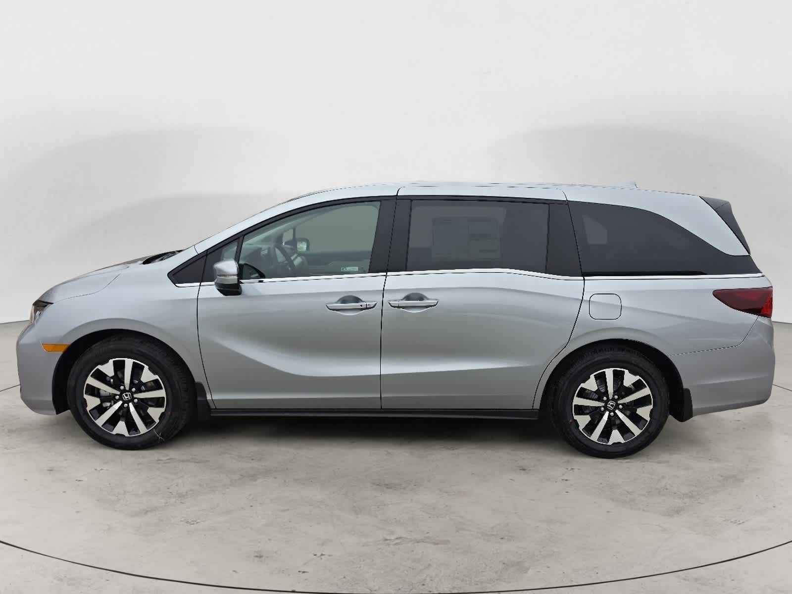 Thumbnail: 2026 Honda Odyssey - 2