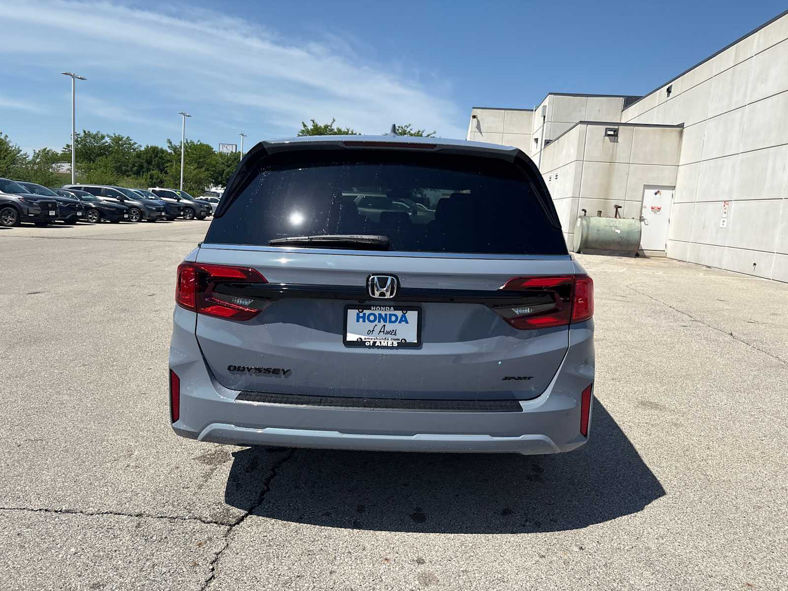 Thumbnail: 2026 Honda Odyssey - 11
