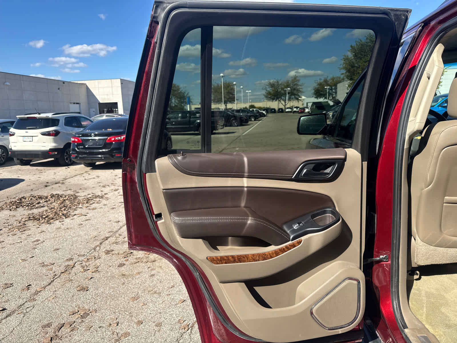 Thumbnail: 2016 Chevrolet Tahoe - 13