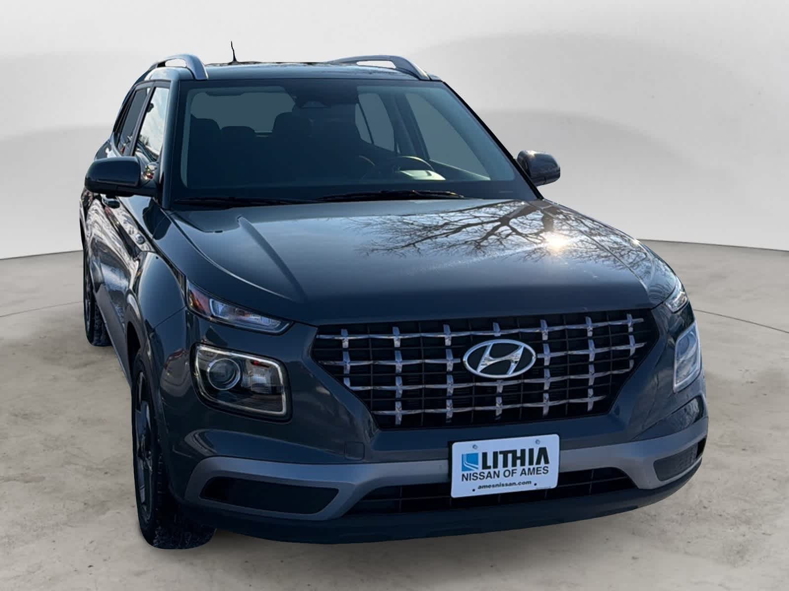 2025 Hyundai Venue SEL - Photo 6