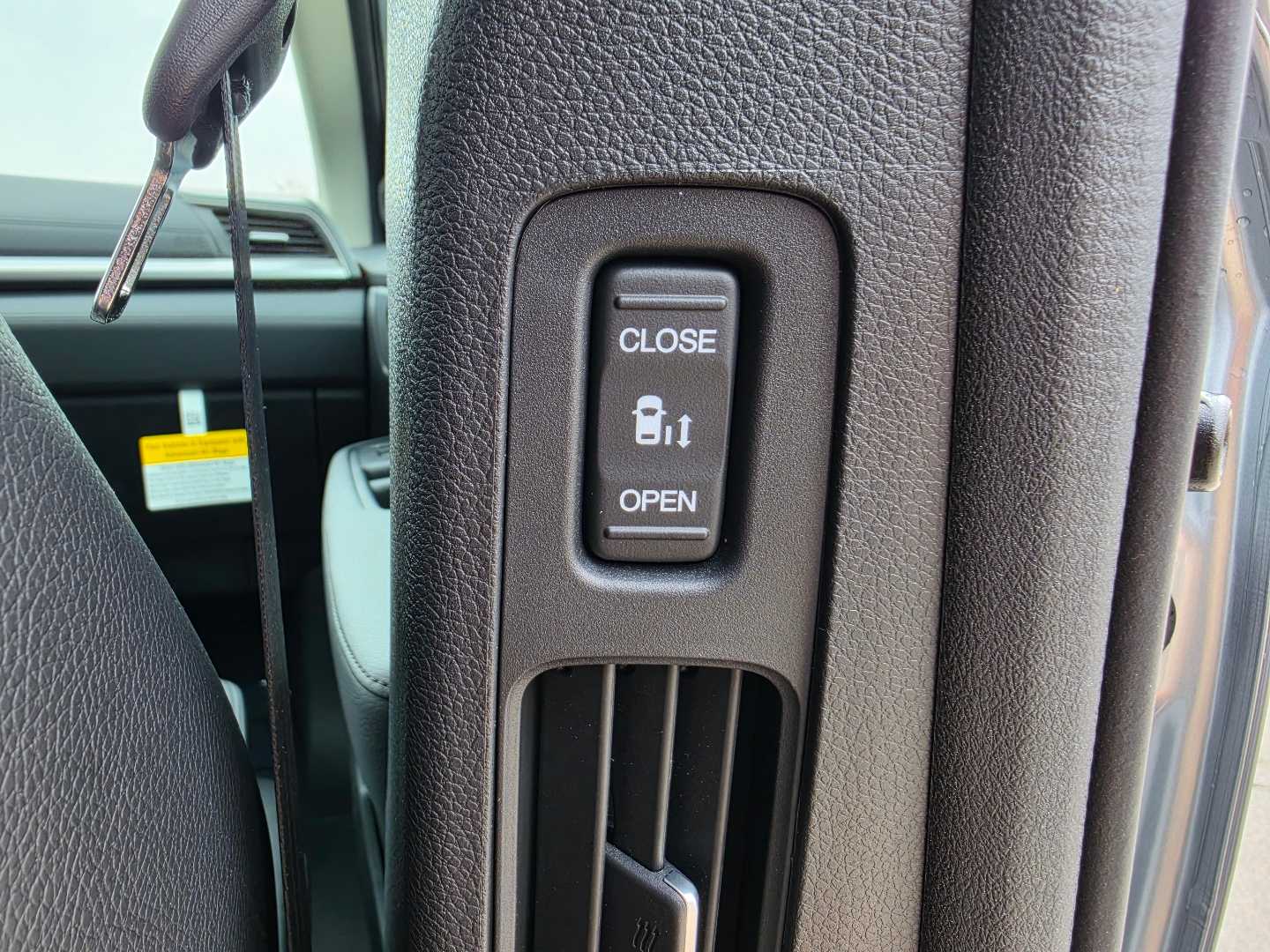 Thumbnail: 2026 Honda Odyssey - 18
