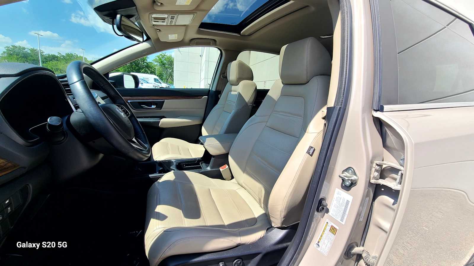 Thumbnail: 2017 Honda CR-V - 17