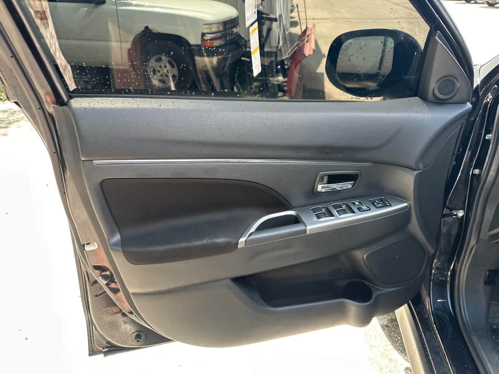 Thumbnail: 2021 Mitsubishi Outlander Sport - 13