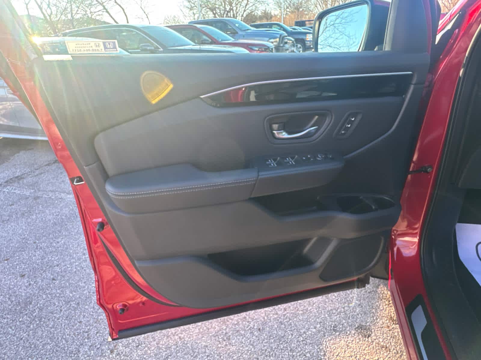 Thumbnail: 2025 Honda Pilot - 16