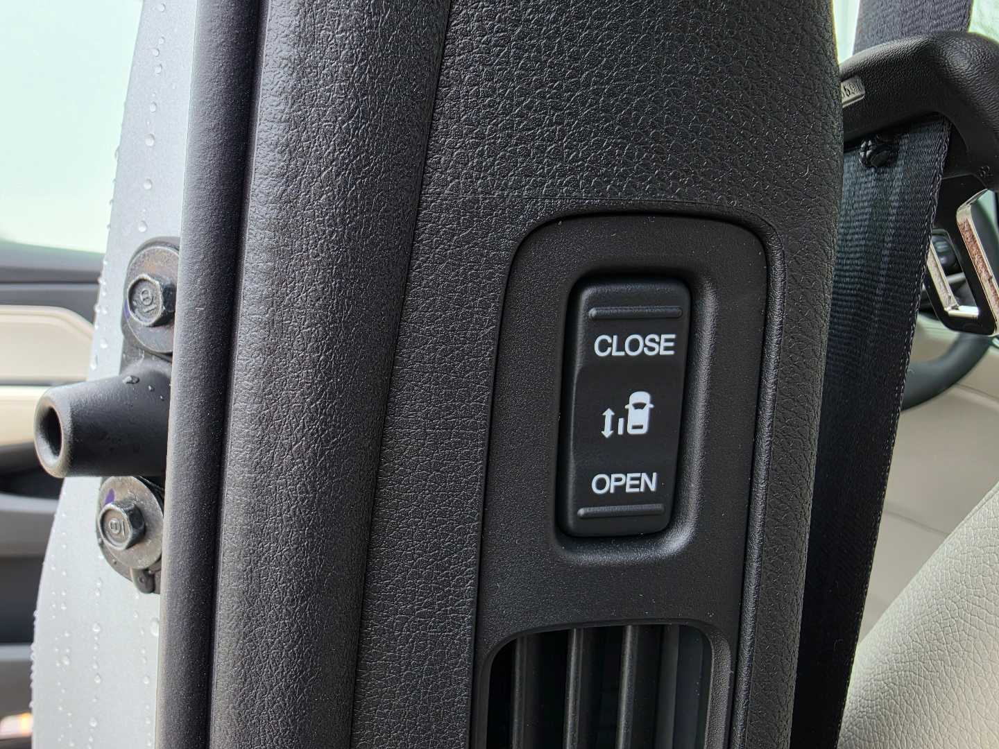 Thumbnail: 2026 Honda Odyssey - 14