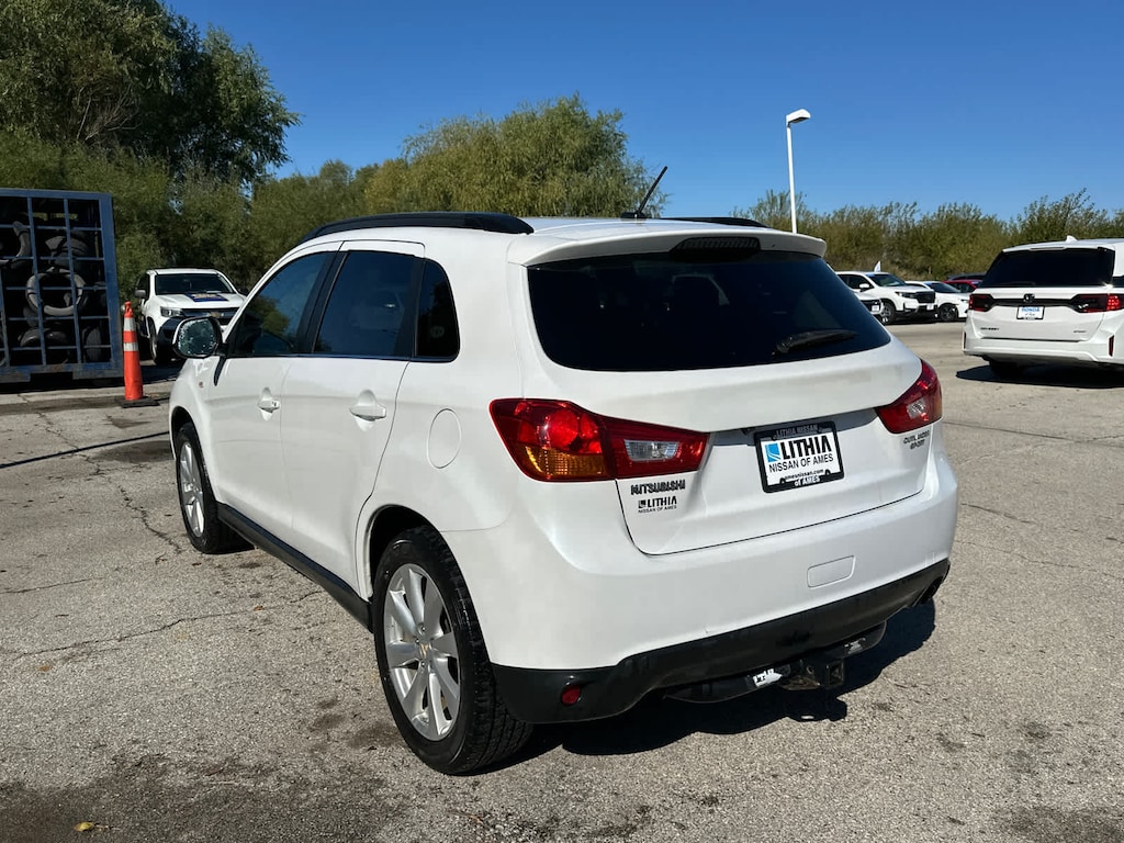 Used 2015 Mitsubishi Outlander Sport SE SUV