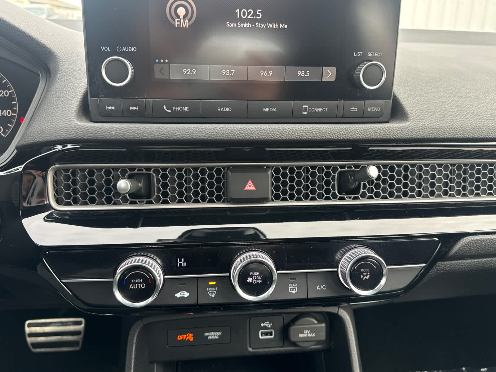 Thumbnail: 2023 Honda Civic - 25