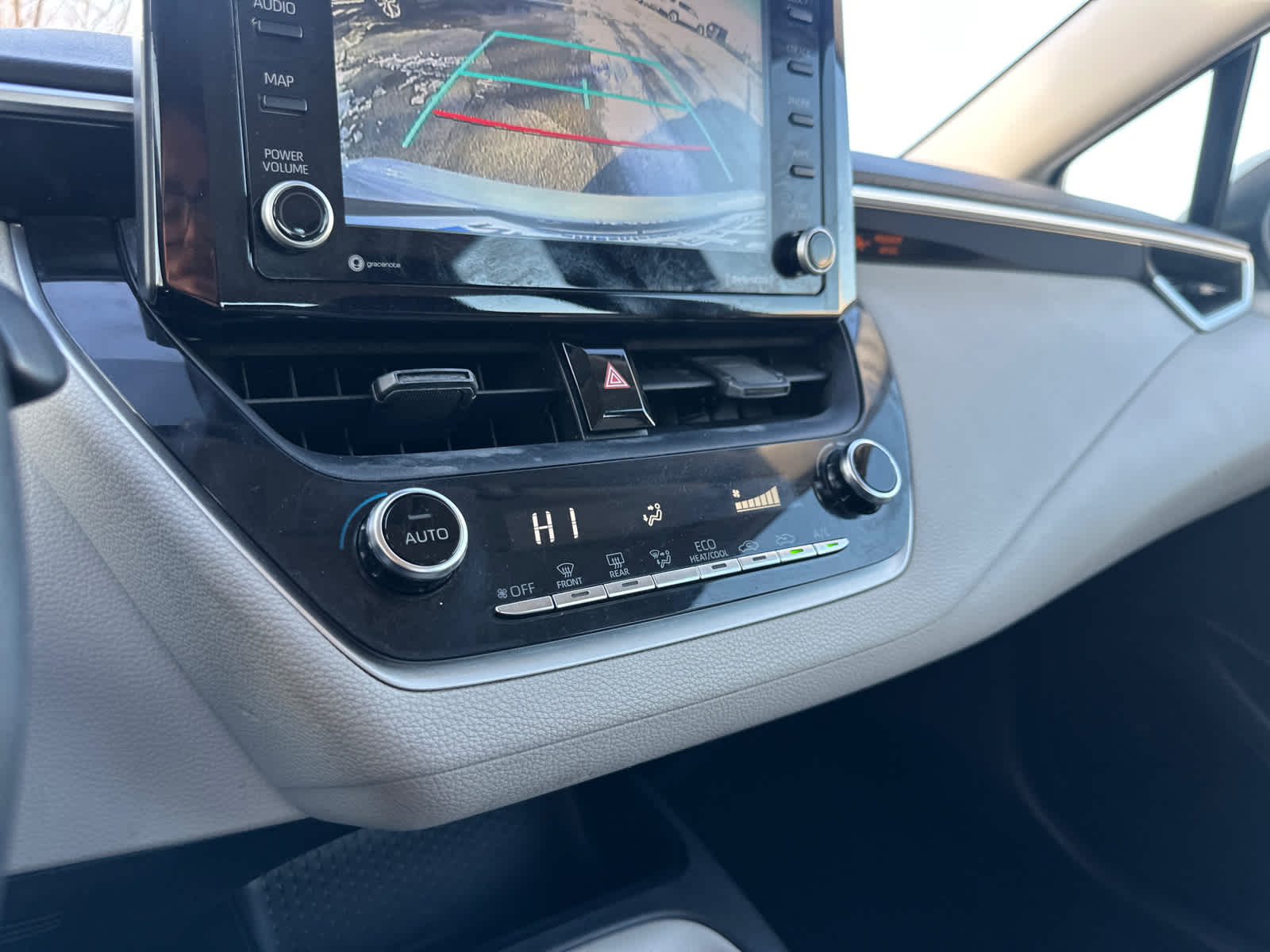 Thumbnail: 2022 Toyota Corolla - 24