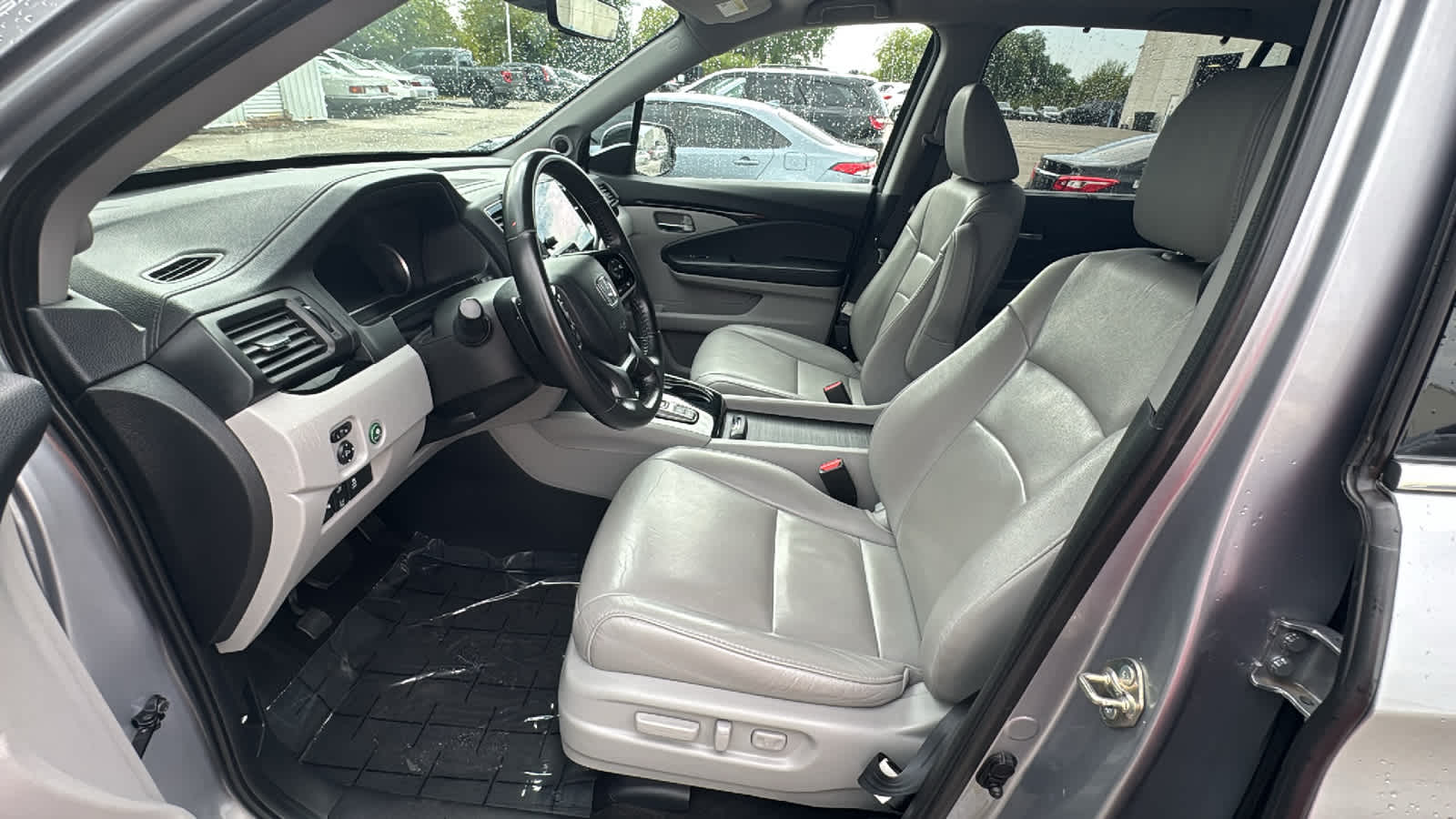 Thumbnail: 2019 Honda Pilot - 17