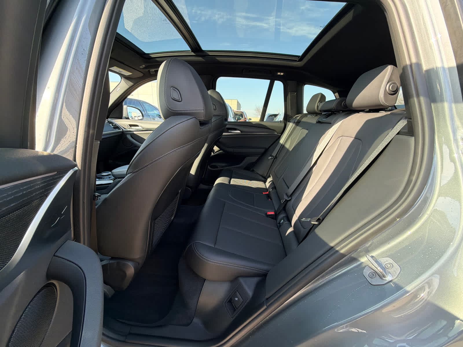 Thumbnail: 2023 BMW X3 - 16