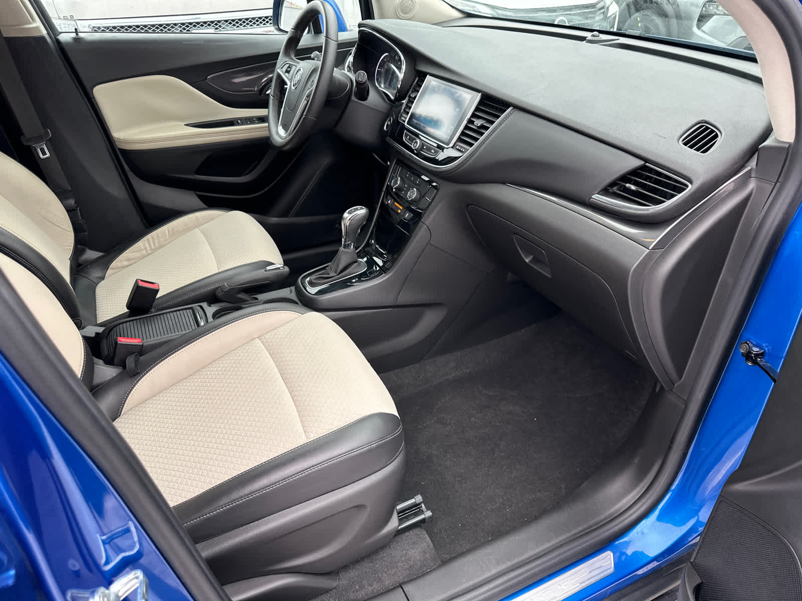 Thumbnail: 2017 Buick Encore - 7