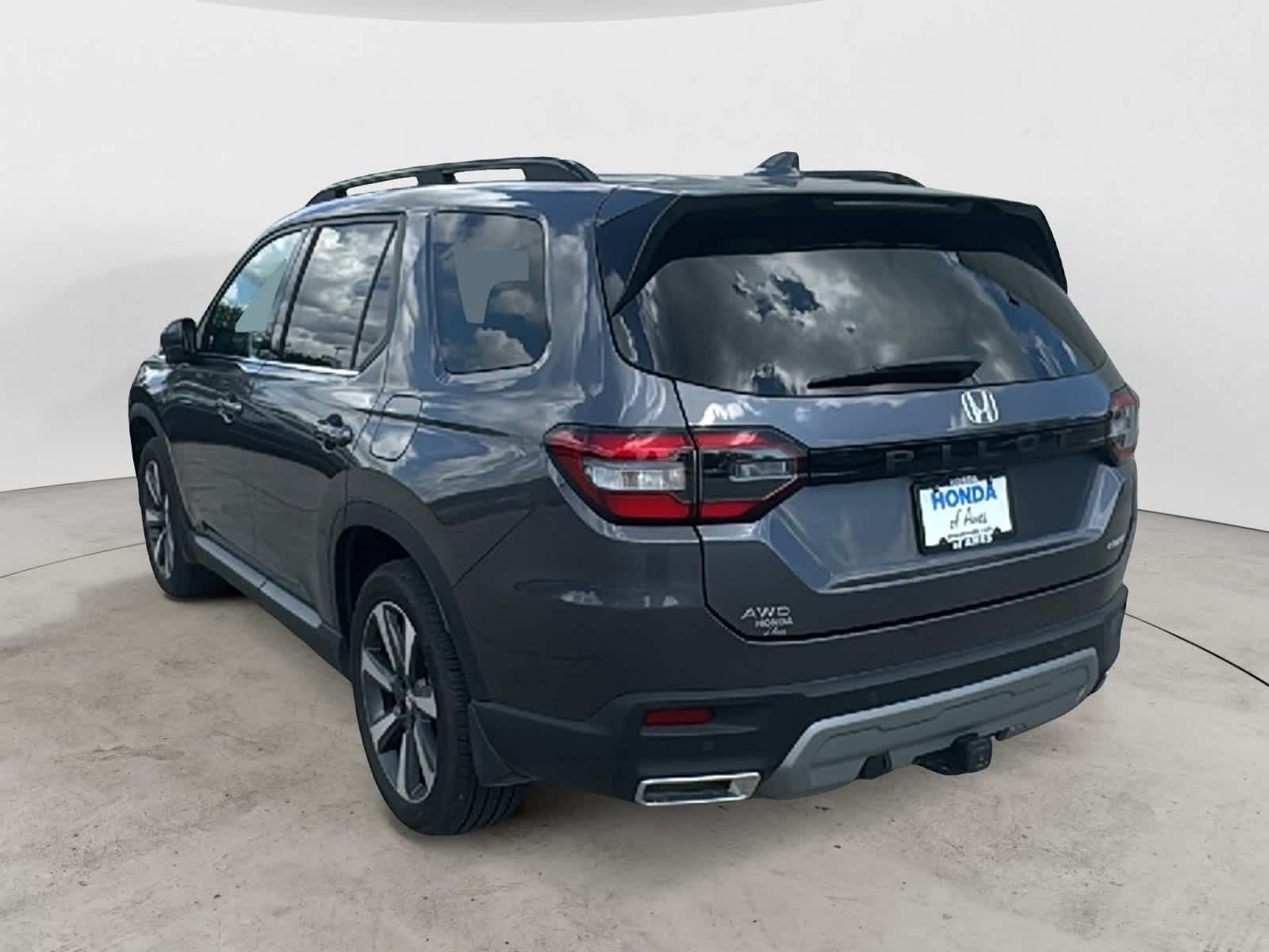 2024 Honda Pilot Elite photo 3