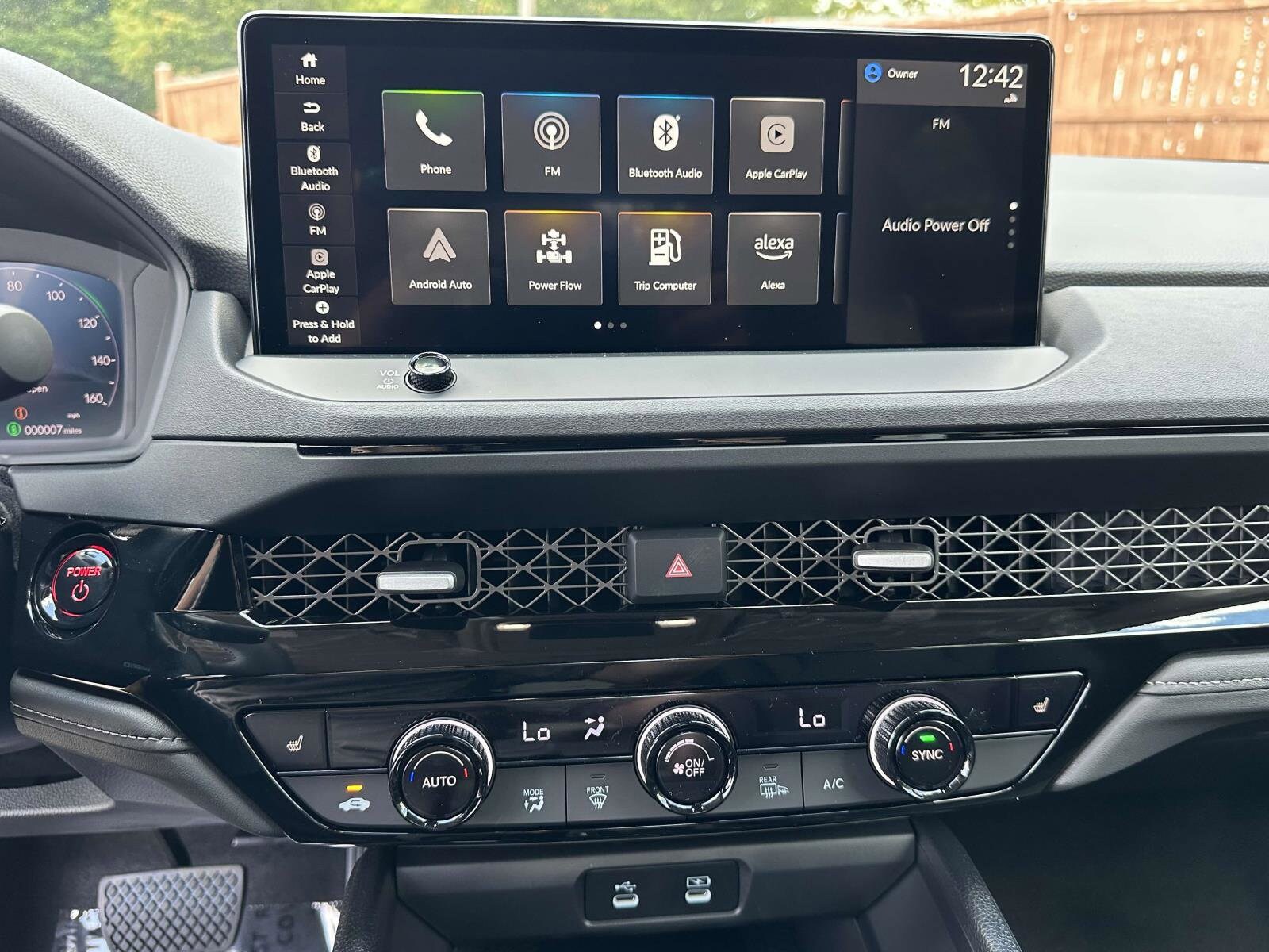 2025 Honda Accord Hybrid EX-L photo 4