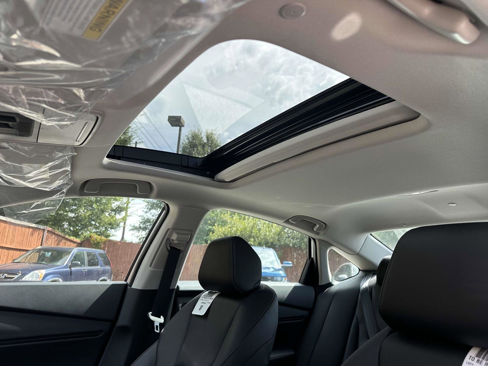 2025 Honda Accord Hybrid Touring photo 3